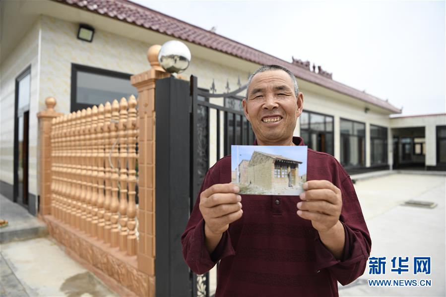 (新華全媒頭條·走向我們的小康生活·圖文互動(dòng))(2)23萬人的命運(yùn)轉(zhuǎn)折——我國最大易地生態(tài)移民安置區(qū)的脫貧密碼