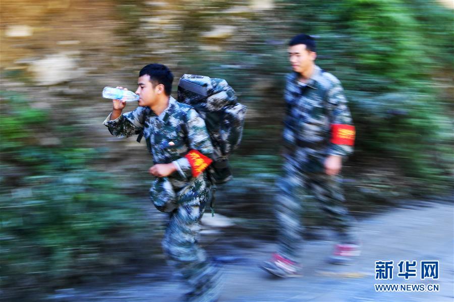 （防汛抗洪·圖文互動(dòng)）（11）七夕前夜，為莫諾村架起“生命之橋”