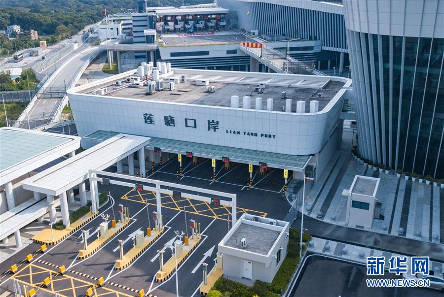 (新華全媒頭條·圖文互動(dòng))(12)從“中國(guó)速度”到“中國(guó)高度”——深圳特區(qū)啟示錄