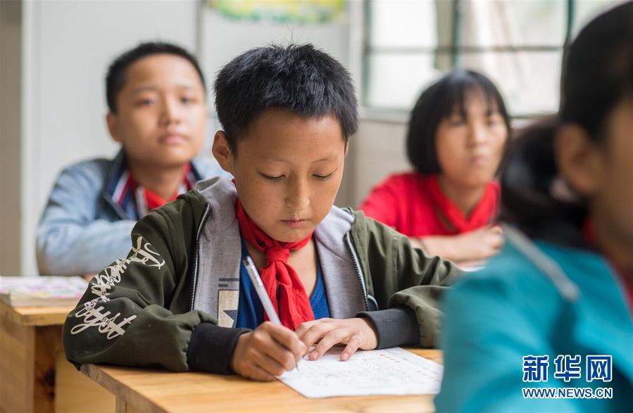 （新華全媒頭條·決戰(zhàn)決勝脫貧攻堅·督戰(zhàn)未摘帽貧困縣·圖文互動）（11）不獲全勝，決不收兵——全國52個掛牌督戰(zhàn)貧困縣脫貧攻堅紀(jì)實