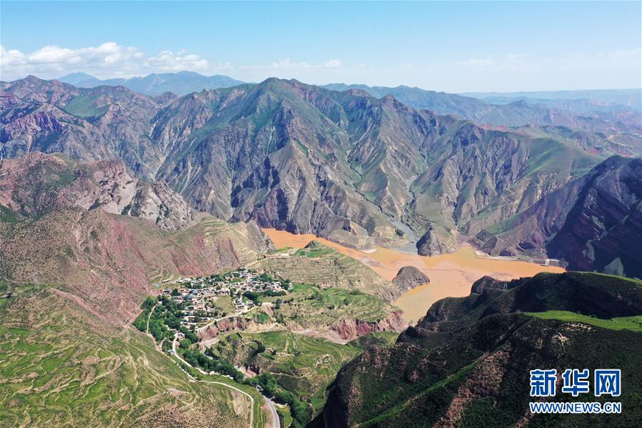 （走向我們的小康生活·決戰(zhàn)決勝脫貧攻堅(jiān)·圖文互動(dòng)）（1）甘青交界處的跨越——保安族、撒拉族的脫貧故事