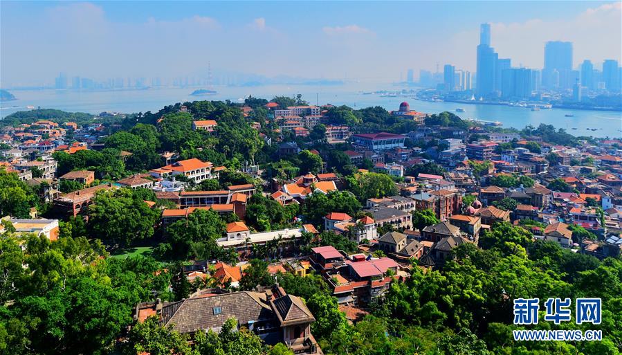 (特區(qū)40年?圖文互動(dòng))(5)廈庇五洲客 門納萬頃濤——廈門經(jīng)濟(jì)特區(qū)40年發(fā)展紀(jì)實(shí)