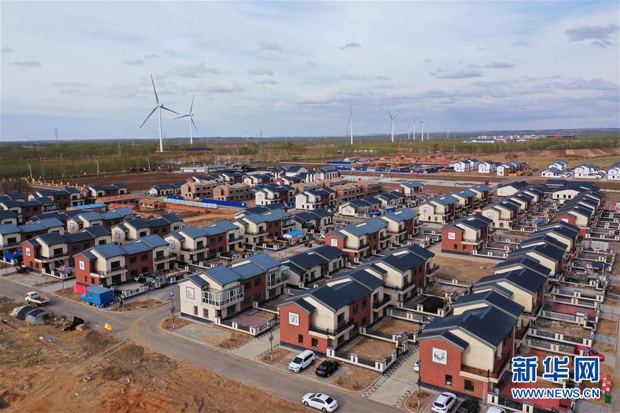 (集中連片特困地區(qū)貧困村調(diào)研行·圖文互動(dòng))(4)壩上小村莊 闊步奔小康——河北張北縣德勝村脫貧調(diào)查