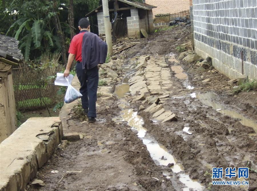 (集中連片特困地區(qū)貧困村調(diào)研行·圖文互動(dòng))(2)阿佤人民再唱新歌——云南騰沖市三家村中寨司莫拉佤族村脫貧調(diào)查