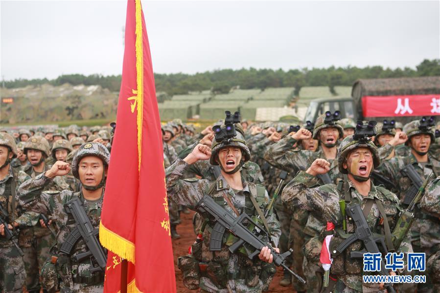 （在習(xí)近平強(qiáng)軍思想指引下·我們在戰(zhàn)位報告·圖文互動）（1）千里移防，鐵心跟黨走——南部戰(zhàn)區(qū)陸軍第75集團(tuán)軍某紅軍旅政治建軍、練兵備戰(zhàn)記事