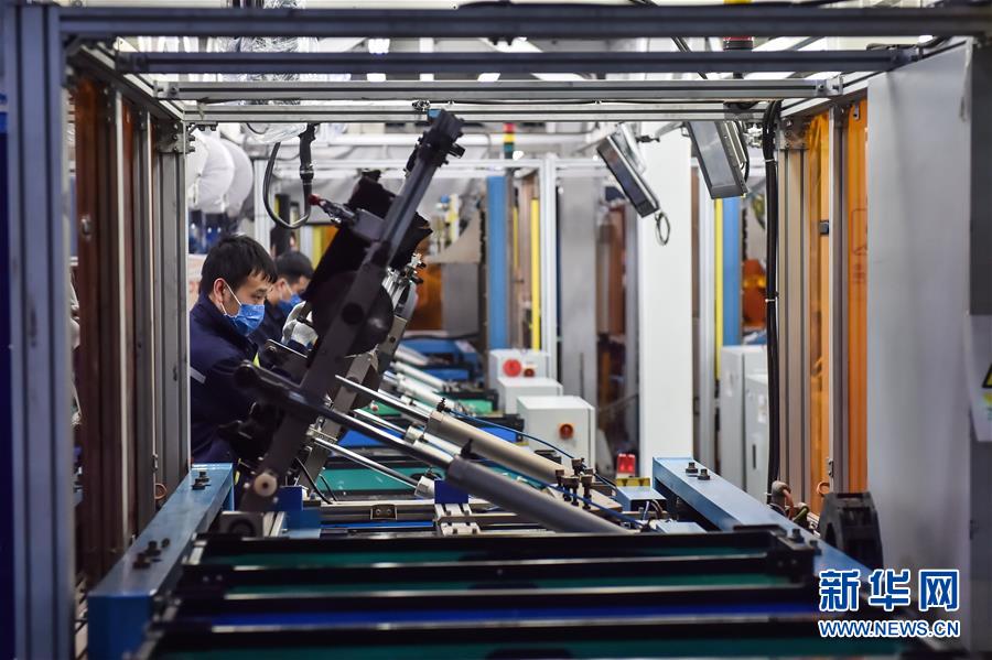 （新華全媒頭條·圖文互動）（8）北京“六穩(wěn)”“六保”工作一線實(shí)錄