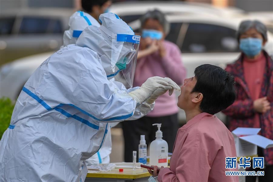 （新華全媒頭條·兩會(huì)精神看落實(shí)·圖文互動(dòng)）（5）整體謀劃、系統(tǒng)升級(jí)、全面提升——落實(shí)全國(guó)兩會(huì)精神織牢織密公共衛(wèi)生防護(hù)網(wǎng)