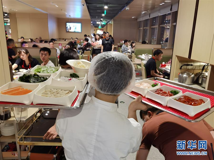 （在習(xí)近平新時代中國特色社會主義思想指引下——新時代新作為新篇章·習(xí)近平總書記關(guān)切事·圖文互動）（2）珍惜盤中餐，狠剎浪費風(fēng)——各地積極行動堅決制止餐飲浪費