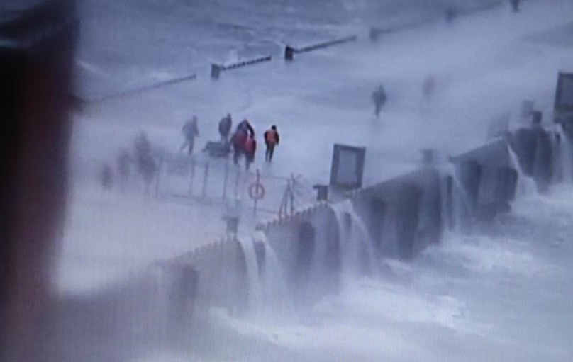 追記為保護(hù)國家某重點(diǎn)試驗(yàn)平臺(tái)壯烈犧牲的3位勇士黃群、宋月才、姜開斌