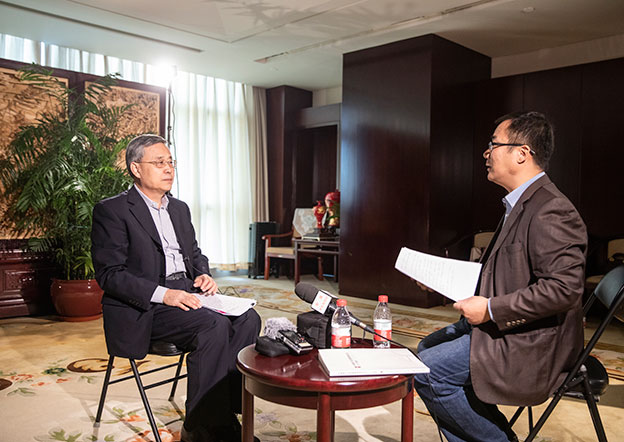 充分調(diào)動信貸、債券、股權(quán)、理財、信托、保險等各類金融資源