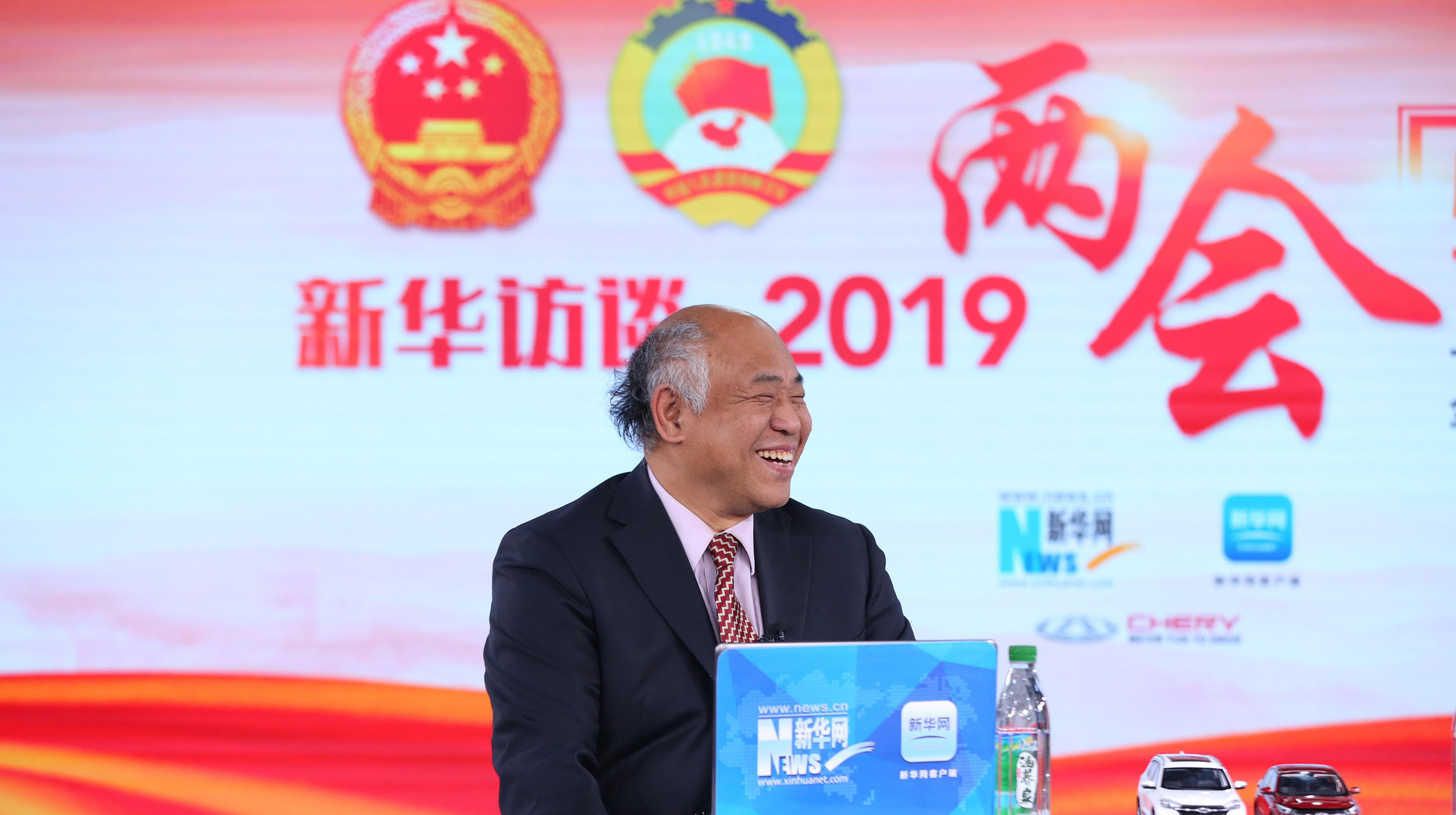 楊宜勇：宏觀調(diào)控首次將就業(yè)與財政、貨幣政策工具并列