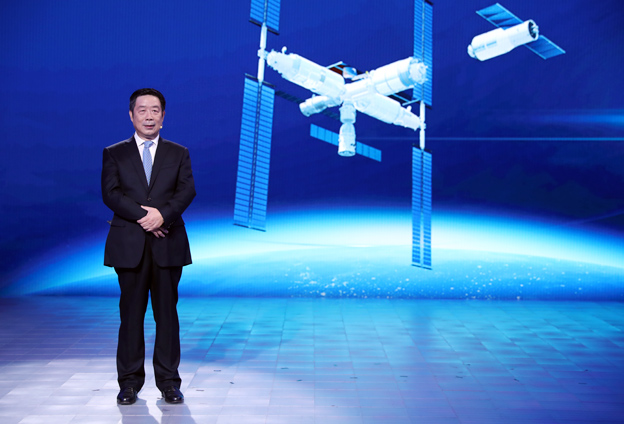 將要建造的空間站基本構(gòu)型有三個艙，構(gòu)成英文T字型