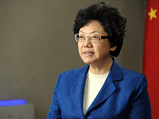 大醫(yī)院人滿為患，社區(qū)醫(yī)院門可羅雀怎么破？