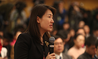 鳳凰衛(wèi)視記者提問(wèn)