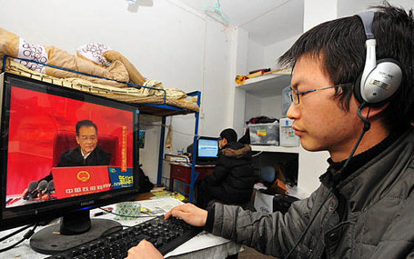 2010年網(wǎng)友關(guān)注溫家寶總理接受中國政府網(wǎng)、新華網(wǎng)聯(lián)合專訪