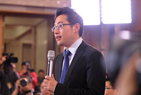 經(jīng)濟(jì)日?qǐng)?bào)、中國(guó)經(jīng)濟(jì)網(wǎng)記者提問