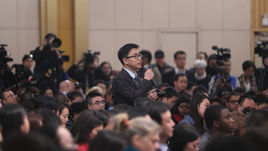 人民日報(bào)記者提問