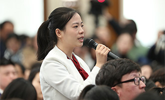 人民日報(bào)記者提問