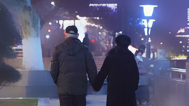 今天，武漢街頭如此“溫暖”