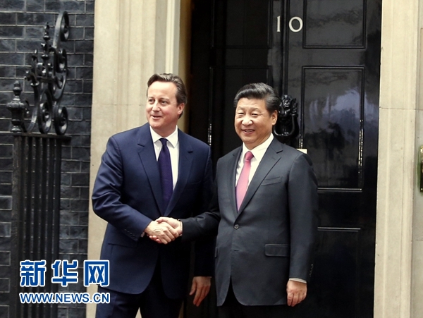 10月21日，國家主席習近平在倫敦唐寧街首相府同英國首相卡梅倫舉行會談。 新華社記者 鞠鵬 攝 