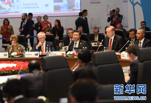 11月15日，國家主席習(xí)近平在土耳其安塔利亞出席二十國集團(tuán)領(lǐng)導(dǎo)人第十次峰會(huì)第一階段會(huì)議。 新華社記者李學(xué)仁攝 