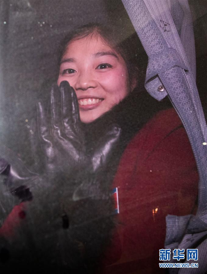 (冬奧會(huì))(3)朝鮮冬奧體育代表團(tuán)抵達(dá)韓國(guó)