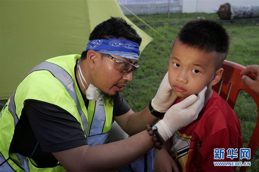 （國(guó)際·圖文互動(dòng)）（1）災(zāi)難面前，中印尼兩國(guó)人民的心更近了——中國(guó)積極支援印尼救災(zāi)紀(jì)實(shí)