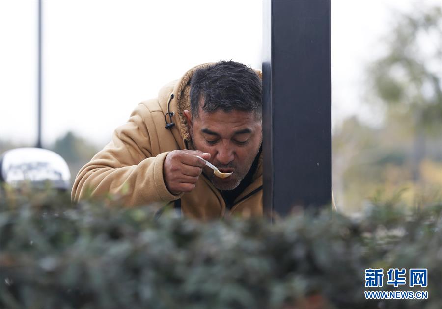 （國際&middot;圖文互動(dòng)）（2）通訊：&ldquo;根本沒有人在乎我們&rdquo;&mdash;&mdash;探訪美墨邊境墻邊的&ldquo;日工&rdquo;市場