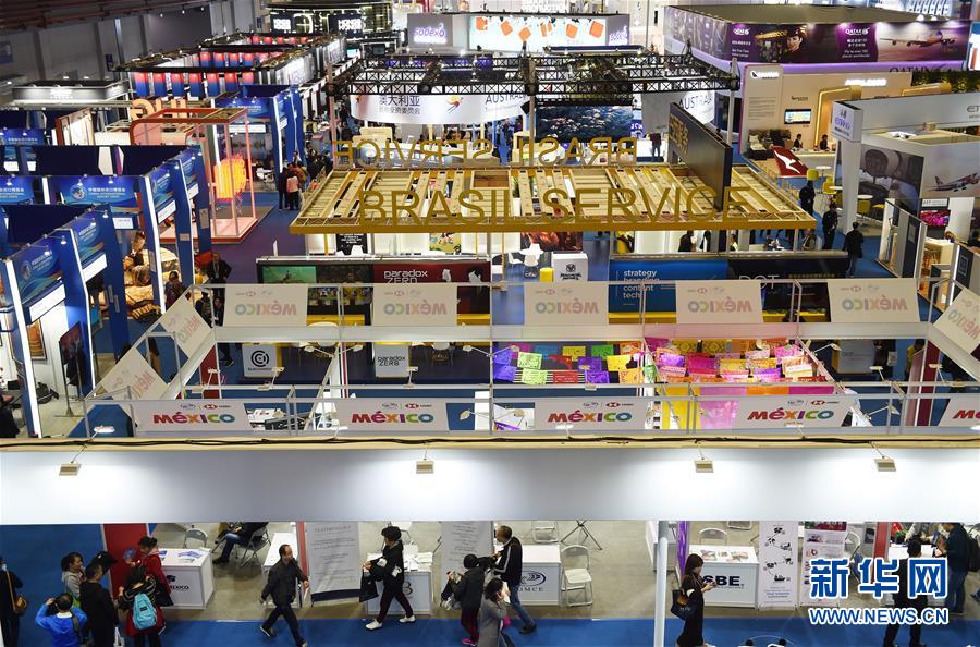 (新華全媒頭條·“一帶一路”高峰論壇·圖文互動)(11)“登高賦新詩”——寫在第二屆“一帶一路”國際合作高峰論壇閉幕之際