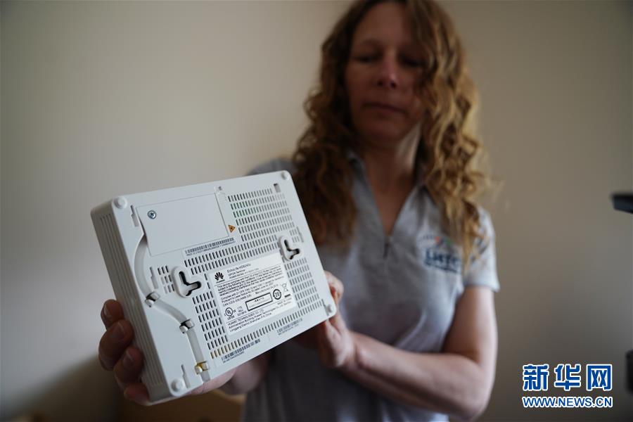 （國(guó)際·圖文互動(dòng)）（2）通訊：安全、好用、實(shí)惠——美國(guó)電信運(yùn)營(yíng)商的華為親體驗(yàn)