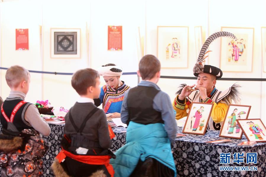 （新華全媒頭條·出訪·側(cè)記·圖文互動(dòng)）（4）你好老朋友！開啟新時(shí)代！——習(xí)近平主席和普京總統(tǒng)引領(lǐng)中俄全面戰(zhàn)略協(xié)作伙伴關(guān)系邁入新時(shí)代