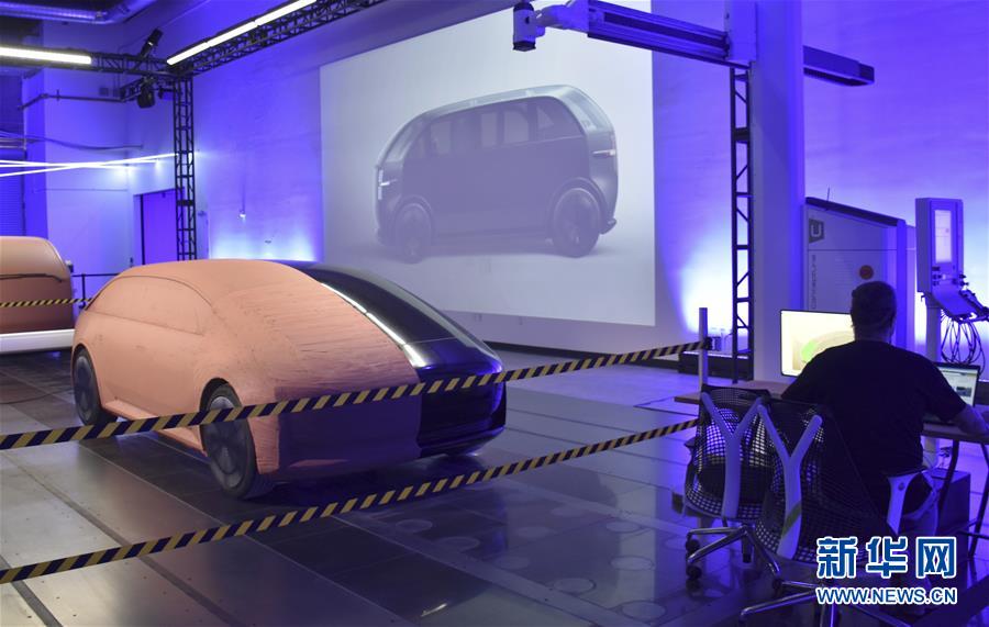 (國(guó)際·圖文互動(dòng))(2)美國(guó)電動(dòng)汽車公司Canoo新車首發(fā)瞄準(zhǔn)中美兩大市場(chǎng)