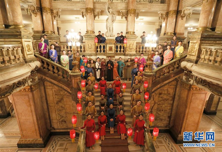 (新華全媒頭條·圖文互動)(8)特稿:全面提升中希合作交流水平 推動金磚峰會取得豐碩成果——寫在習(xí)近平主席對希臘進(jìn)行國事訪問并赴巴西出席金磚國家領(lǐng)導(dǎo)人第十一次會晤之際