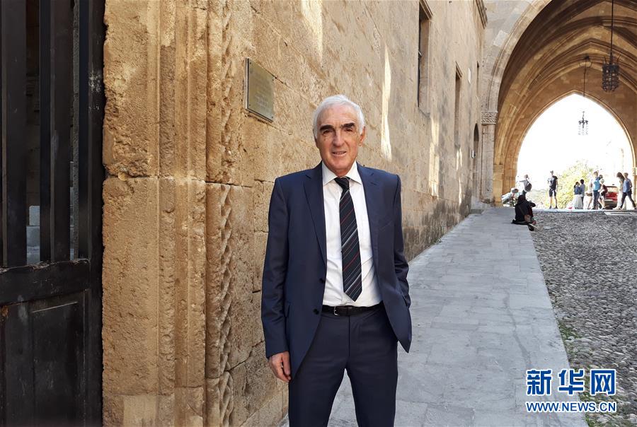 (習(xí)近平出訪配合稿·圖文互動)專訪:“與習(xí)主席見面是我人生的獨特經(jīng)歷”——訪希臘羅德島愛琴海學(xué)院負責(zé)人斯庫爾托斯