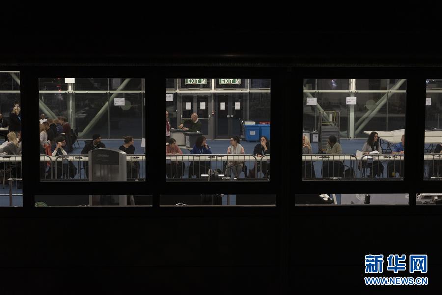 (國際)(2)出口民調(diào)顯示英國保守黨在議會選舉中領(lǐng)先