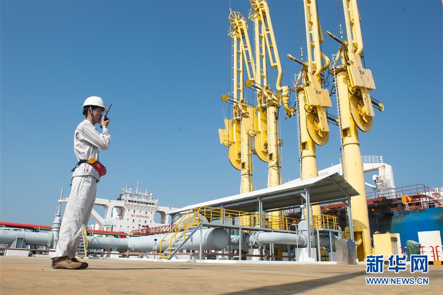 (習(xí)近平出訪配合稿·圖文互動(dòng))(5)通訊:為了中緬油氣管道的安全平穩(wěn)運(yùn)行