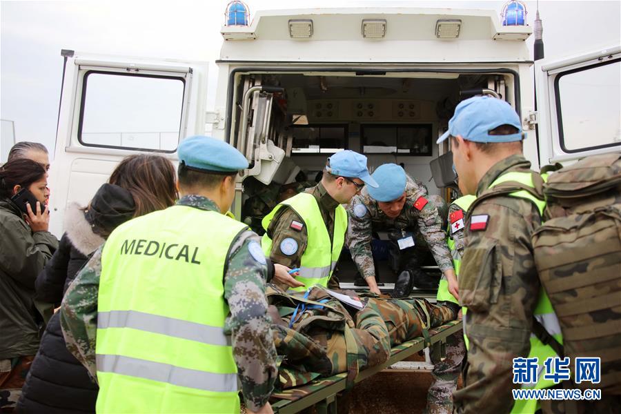 (國(guó)際·圖文互動(dòng))(1)中國(guó)赴黎維和部隊(duì)首次參加聯(lián)黎部隊(duì)航空救援演習(xí)