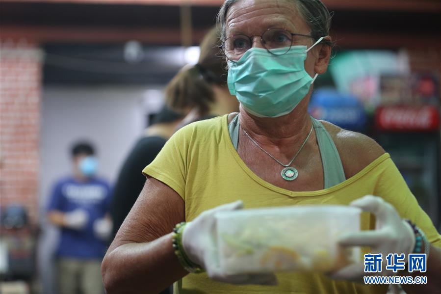 (國際疫情 ·圖文互動(dòng))(5)通訊:加德滿都中國人奉獻(xiàn)的“愛心便當(dāng)”