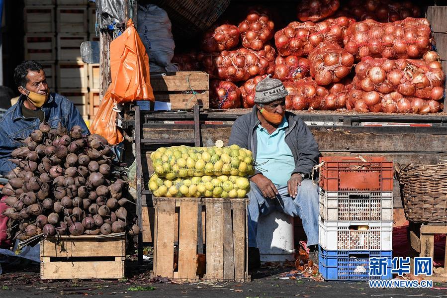 (國際疫情·圖文互動)(5)智利首都圣地亞哥因疫情嚴重將實施封城