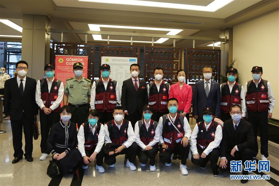 (國(guó)際·圖文互動(dòng))守望相助 共戰(zhàn)疫情——中國(guó)醫(yī)療專家組在阿塞拜疆的抗疫之旅