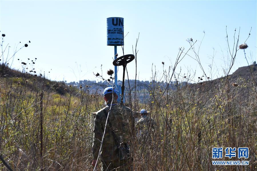 (國(guó)際·圖文互動(dòng))(4)披荊斬棘穿越“死亡地帶”——記中國(guó)新一批赴黎維和官兵首次“藍(lán)線”勘察