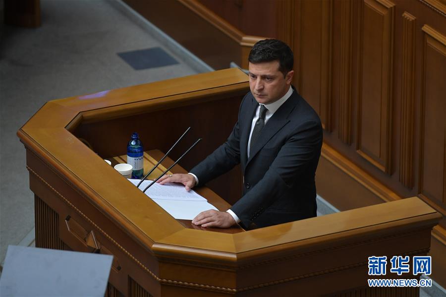 (國際)烏克蘭總統(tǒng)澤連斯基新冠病毒檢測結(jié)果呈陽性