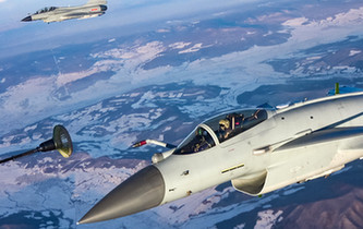 2017軍旅影像：這一年，中國戰(zhàn)機(jī)很忙