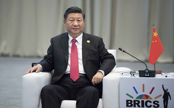 習(xí)近平出席紀(jì)念金磚國家領(lǐng)導(dǎo)人會晤10周年非正式會議