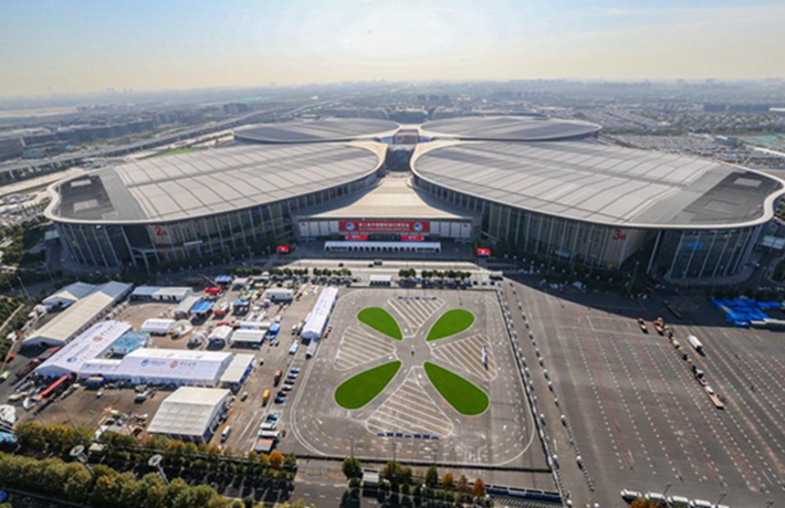 江河奔騰，共奮楫！——回望第二屆中國國際進口博覽會