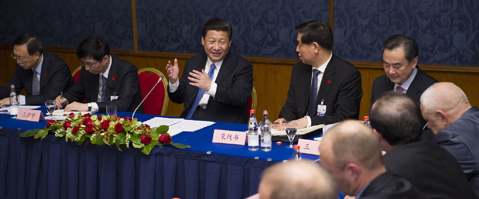 習(xí)近平會見俄羅斯?jié)h學(xué)家、學(xué)漢語的學(xué)生和媒體代表